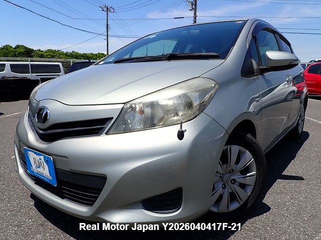 2011 TOYOTA VITZ
