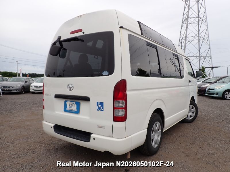 2013 TOYOTA HIACE VAN thumbnail 4