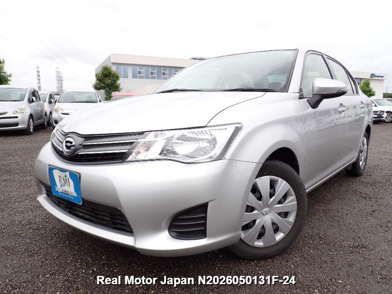 2013 TOYOTA COROLLA AXIO – view 1