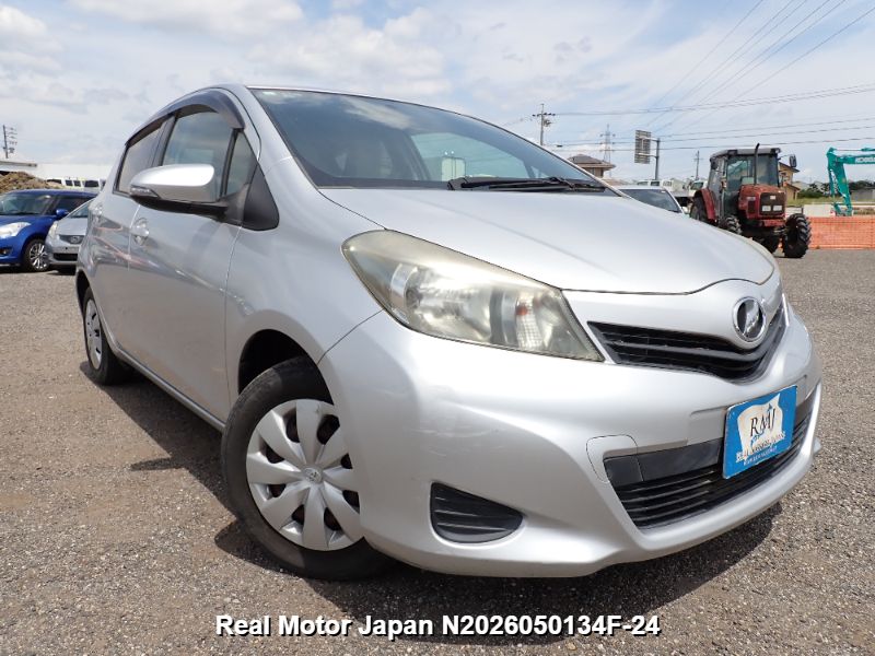 2011 TOYOTA VITZ thumbnail 2