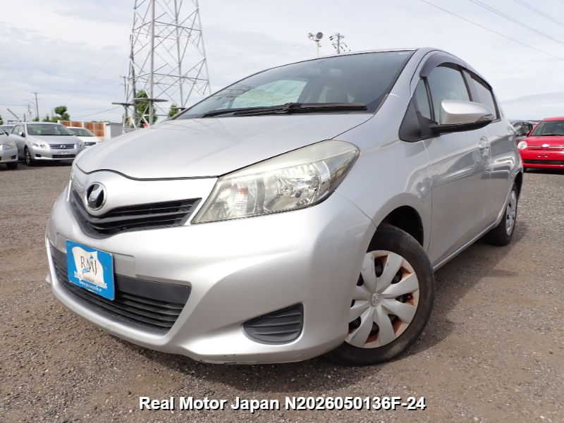 2011 TOYOTA VITZ – view 1