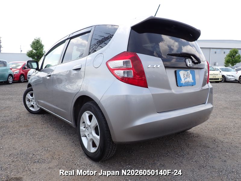 2010 HONDA FIT thumbnail 3