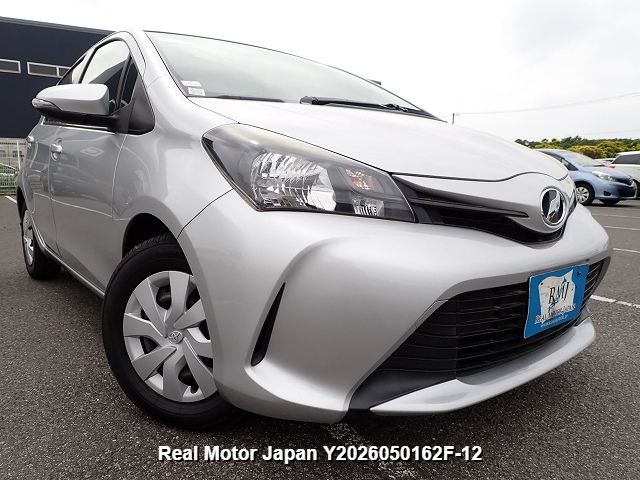 2014 TOYOTA VITZ thumbnail 2