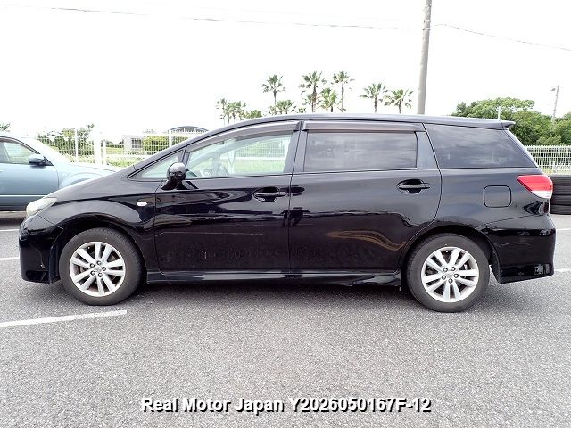 2010 TOYOTA WISH thumbnail 3