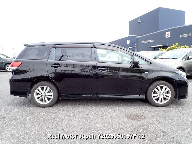 2010 TOYOTA WISH thumbnail 4