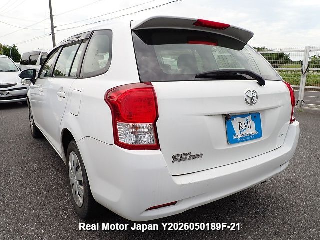 2013 TOYOTA COROLLA FIELDER thumbnail 3