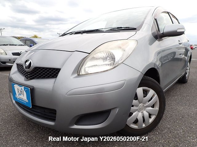 2009 TOYOTA VITZ – view 1