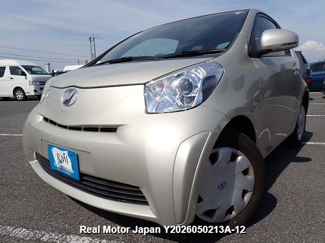 2009 TOYOTA IQ – view 1