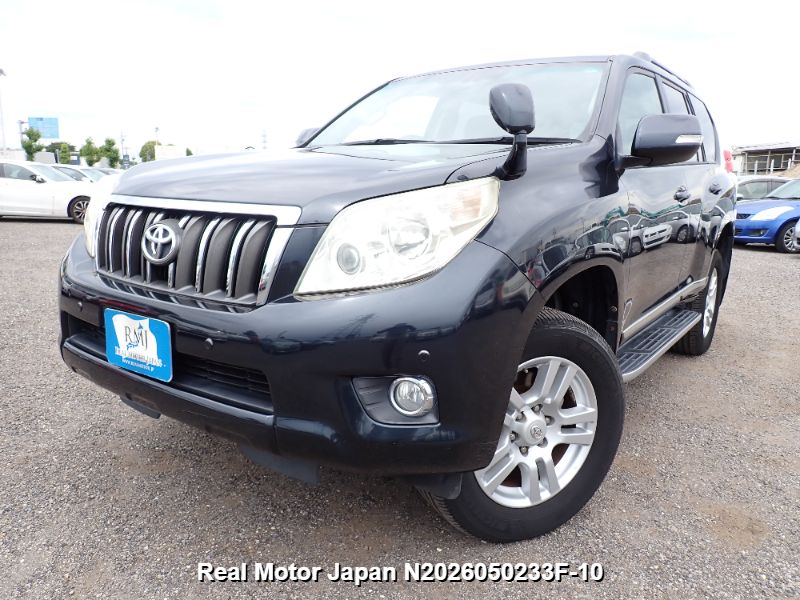 2012 TOYOTA LAND CRUISER PRADO – view 1