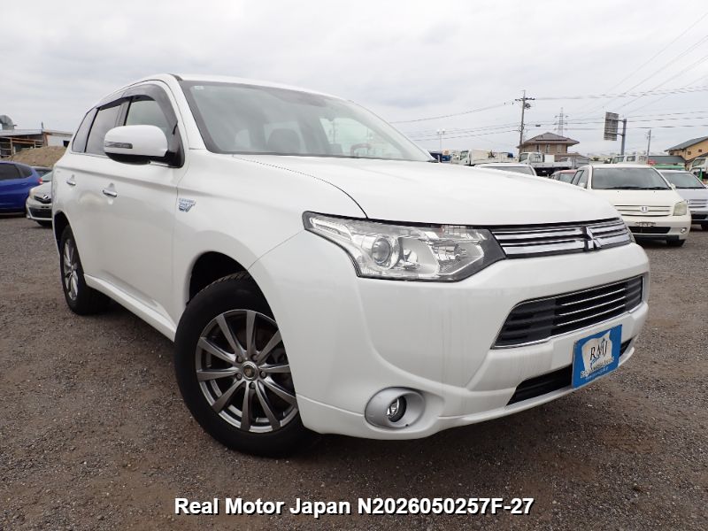 2013 MITSUBISHI OUTLANDER PHEV thumbnail 2