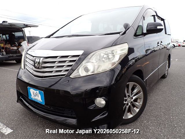2011 TOYOTA ALPHARD – view 1