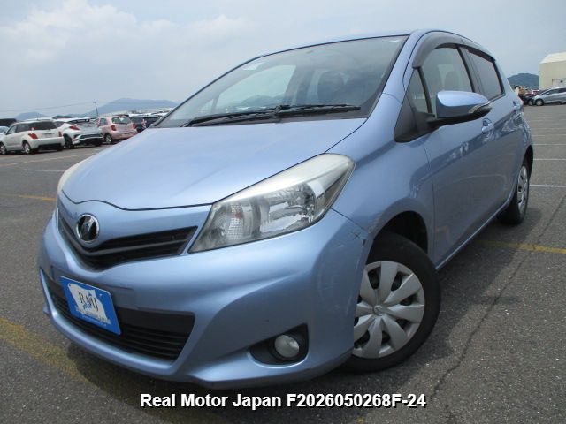 2011 TOYOTA VITZ – view 1
