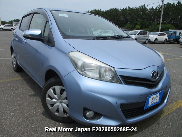 2011 TOYOTA VITZ thumbnail 2