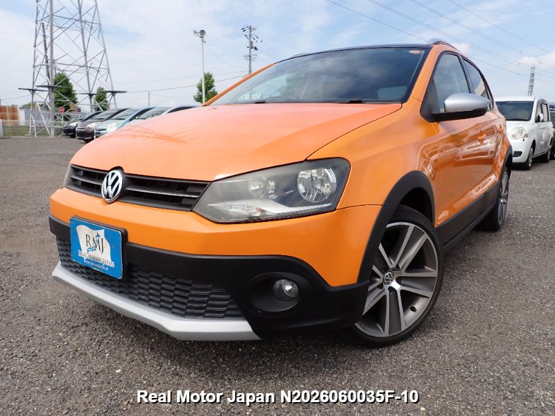 2010 VOLKSWAGEN CROSS POLO – view 1