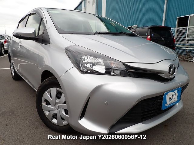 2014 TOYOTA VITZ thumbnail 2