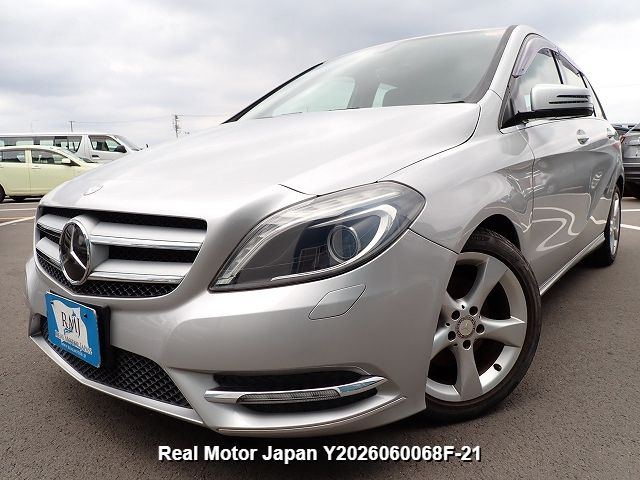 2012 MERCEDES-BENZ B-CLASS – view 1