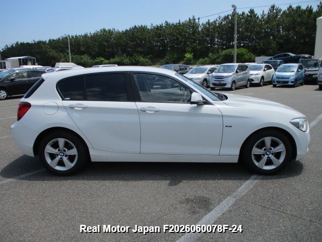 2012 BMW 1 SERIES thumbnail 4