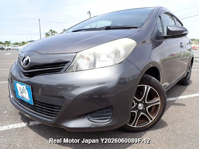 2011 TOYOTA VITZ – view 1