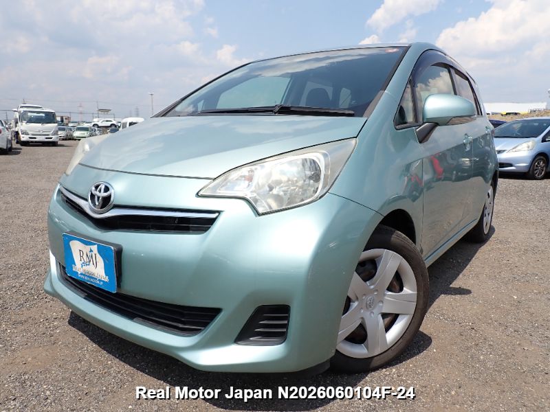 2013 TOYOTA RACTIS
