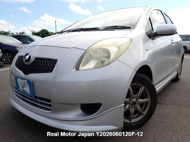 2005 TOYOTA VITZ – view 1