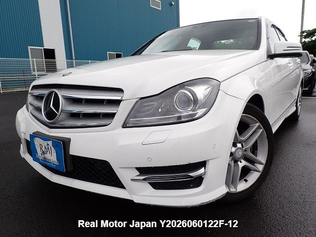 2013 MERCEDES-BENZ C-CLASS – view 1