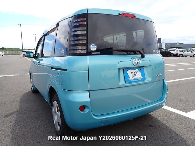 2005 TOYOTA SIENTA thumbnail 3