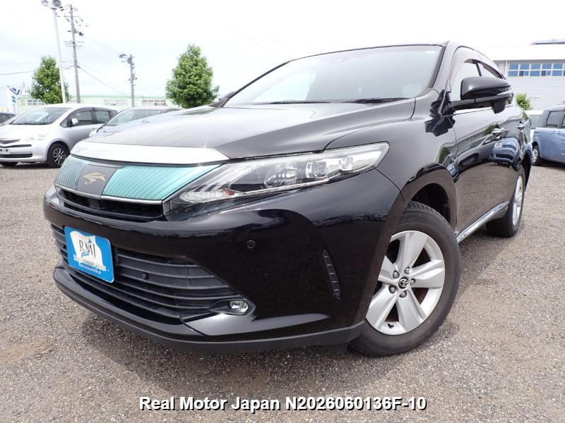 2017 TOYOTA HARRIER – view 1