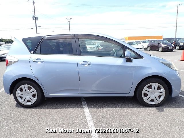 2011 TOYOTA RACTIS thumbnail 4