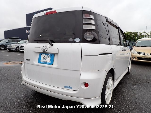 2007 TOYOTA SIENTA thumbnail 4