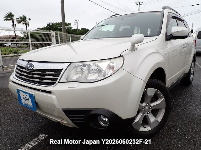 2010 SUBARU FORESTER – view 1