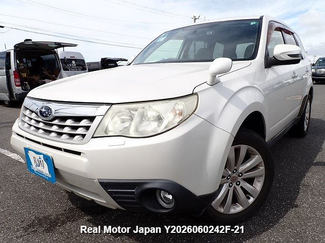 2012 SUBARU FORESTER – view 1