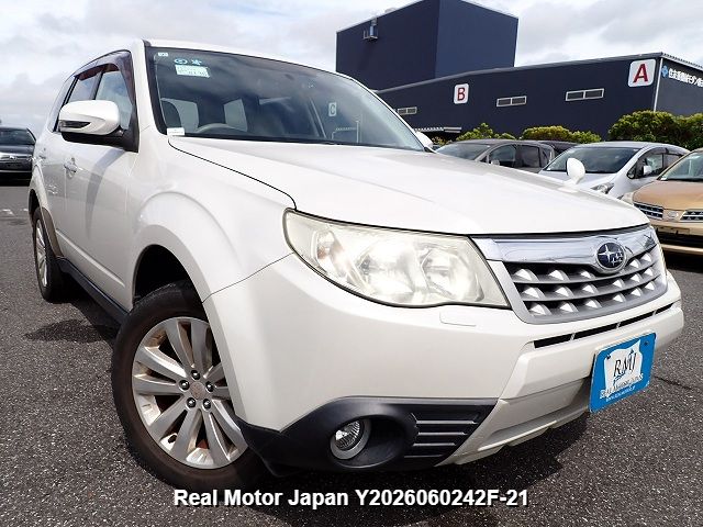 2012 SUBARU FORESTER thumbnail 2