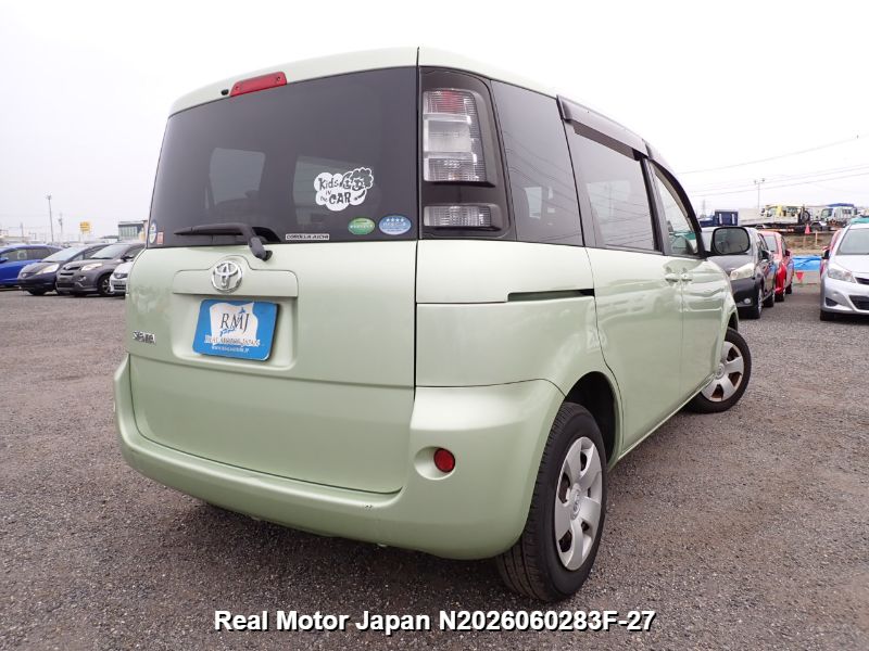 2013 TOYOTA SIENTA thumbnail 4