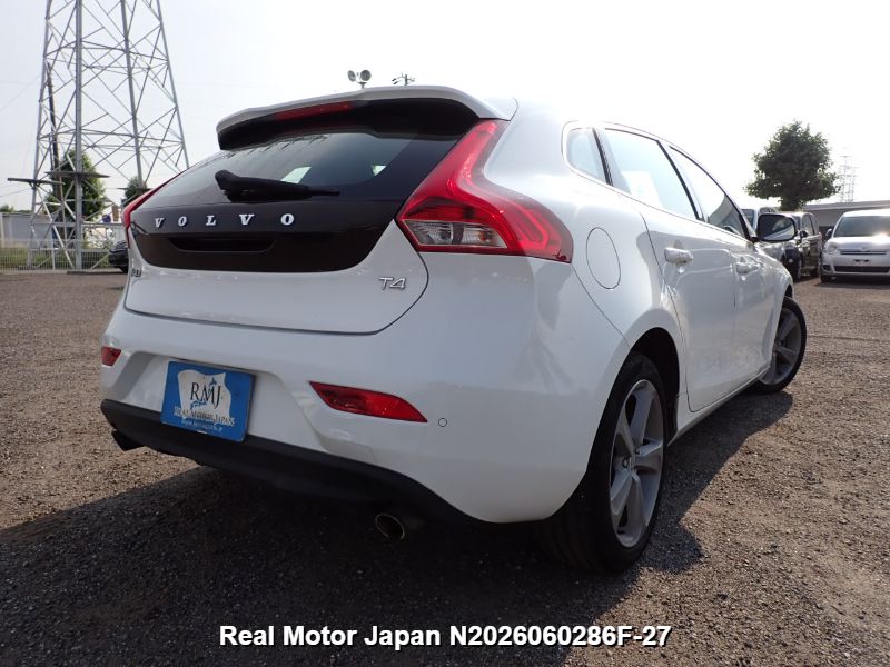 2014 VOLVO V40 thumbnail 4