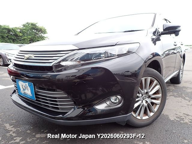 2014 TOYOTA HARRIER – view 1