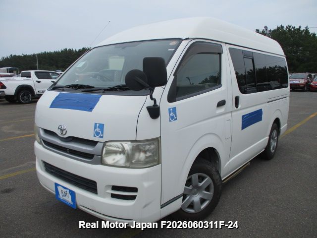 2010 TOYOTA HIACE VAN – view 1