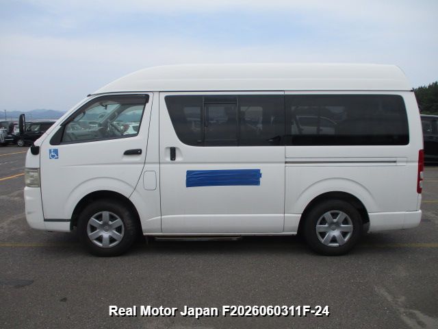 2010 TOYOTA HIACE VAN thumbnail 3