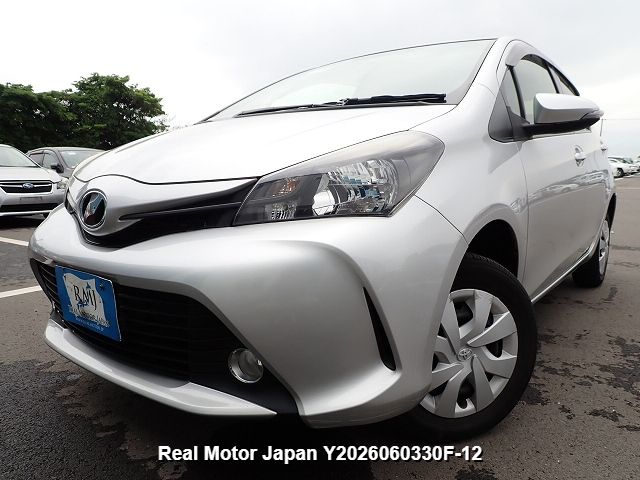 2015 TOYOTA VITZ – view 1