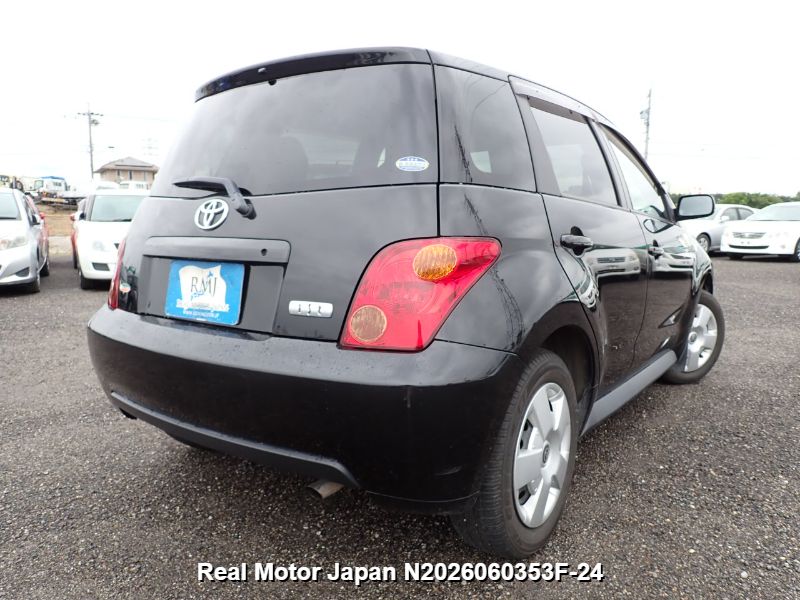 2004 TOYOTA IST thumbnail 4