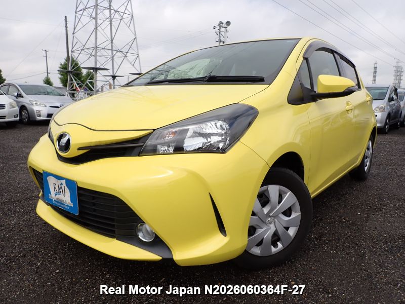 2015 TOYOTA VITZ – view 1