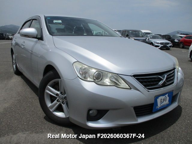 2011 TOYOTA MARK X thumbnail 2