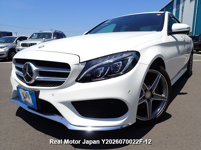 2015 MERCEDES-BENZ C-CLASS – view 1