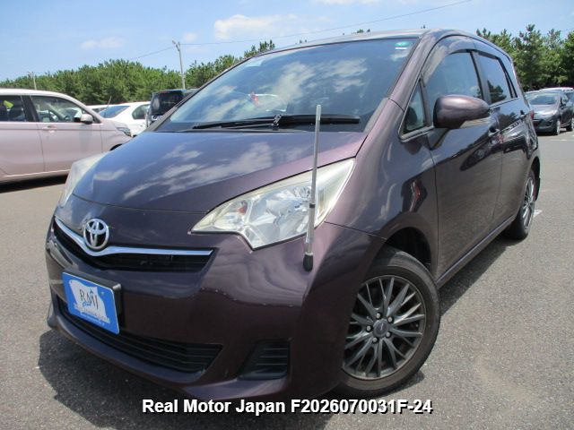 2011 TOYOTA RACTIS – view 1