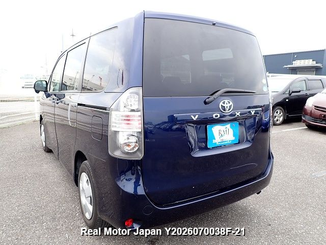 2008 TOYOTA VOXY thumbnail 3