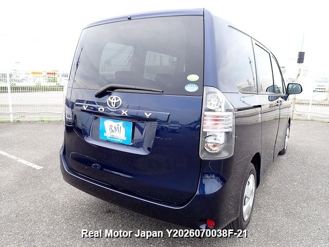 2008 TOYOTA VOXY thumbnail 4