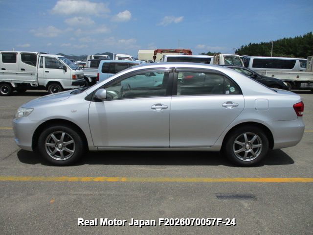 2011 TOYOTA COROLLA AXIO thumbnail 3