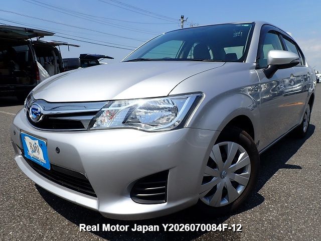2013 TOYOTA COROLLA AXIO – view 1