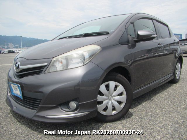 2011 TOYOTA VITZ – view 1
