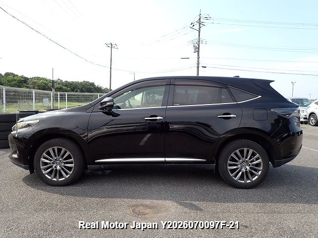 2015 TOYOTA HARRIER thumbnail 3