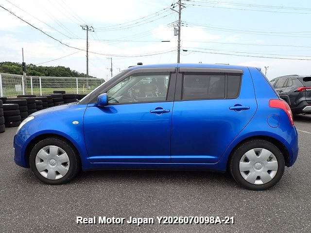 2010 SUZUKI SWIFT thumbnail 3